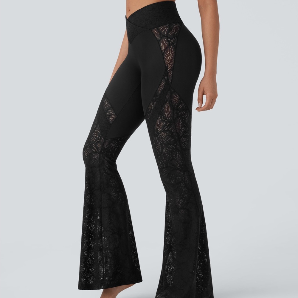 HALARA Black Flare Leggings with Lace Detail